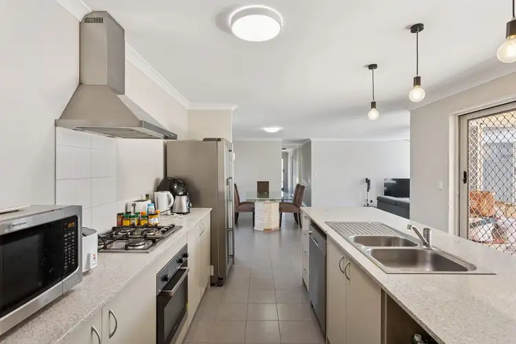 Second view of Homely house listing, 7 Cinnabar Bend, Aveley WA 6069