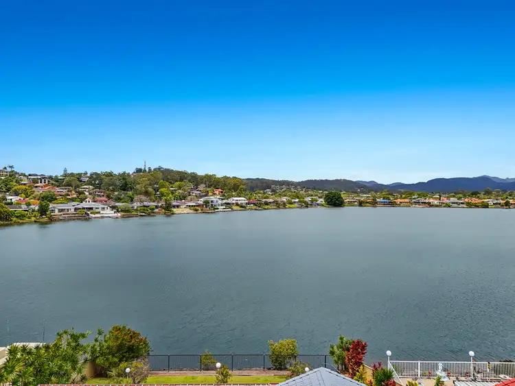 19 Angelica Street, Elanora QLD 4221