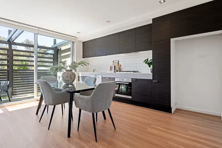 Second view of Homely apartment listing, 5/25 Winifred Street, Essendon VIC 3040