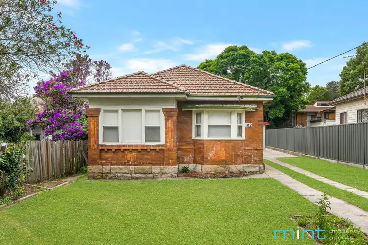 82 Sproule Street, Lakemba NSW 2195