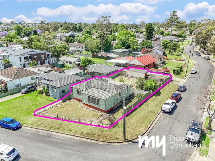 13 Dan Street, Campbelltown NSW 2560