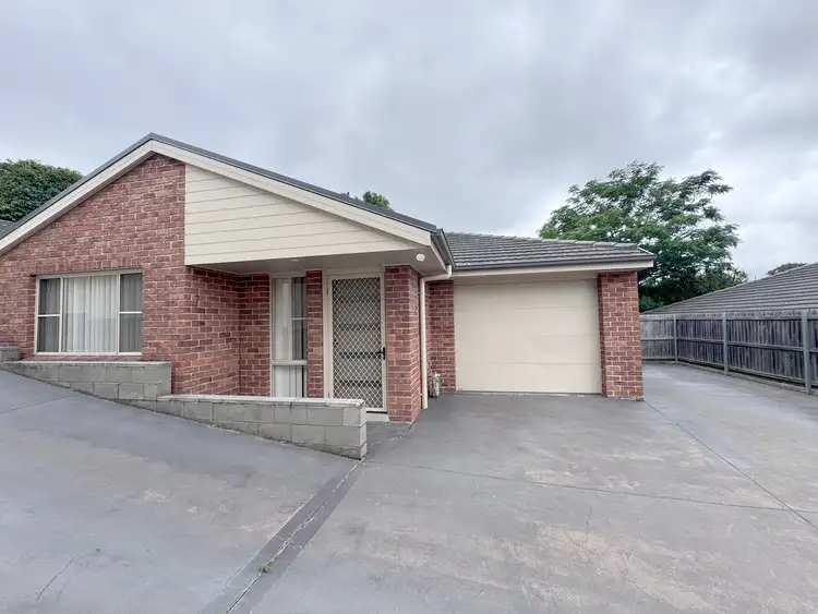 2/1 Jonathon Street, Rutherford NSW 2320