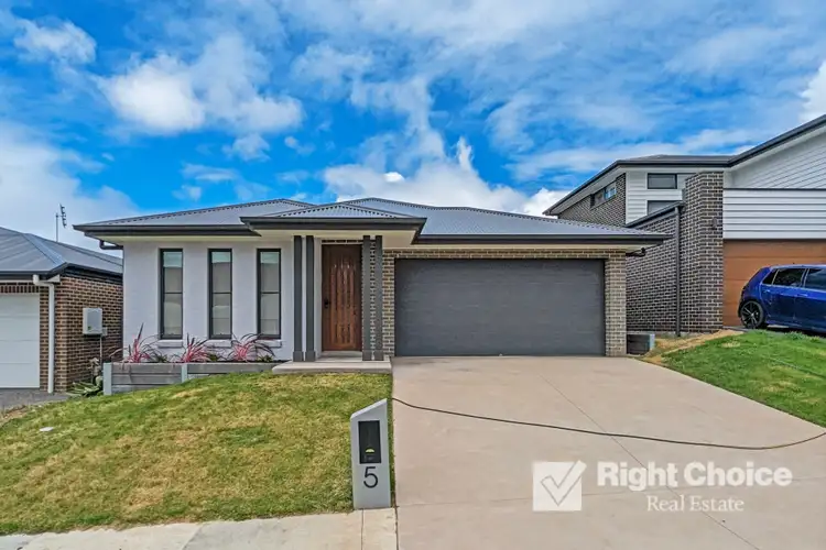 5 Acreage Street, Stream Hill NSW 2526