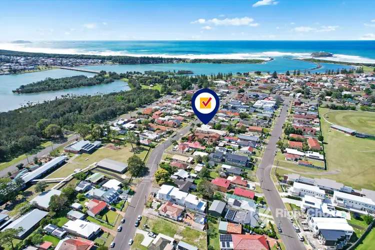 95 Pur Pur Avenue, Lake Illawarra NSW 2528
