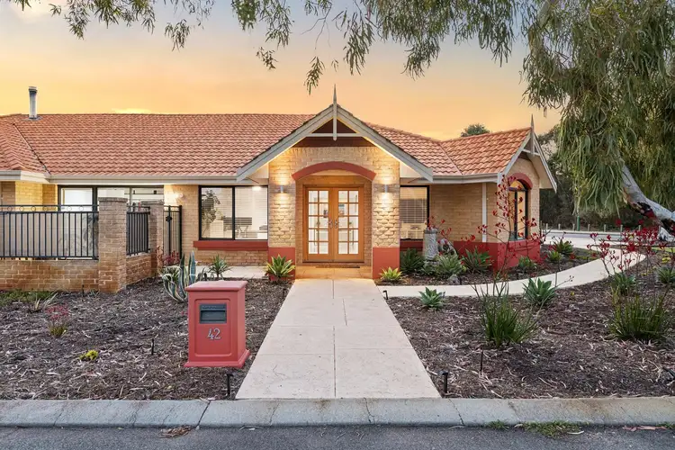 42 Roxburghe Drive, The Vines WA 6069
