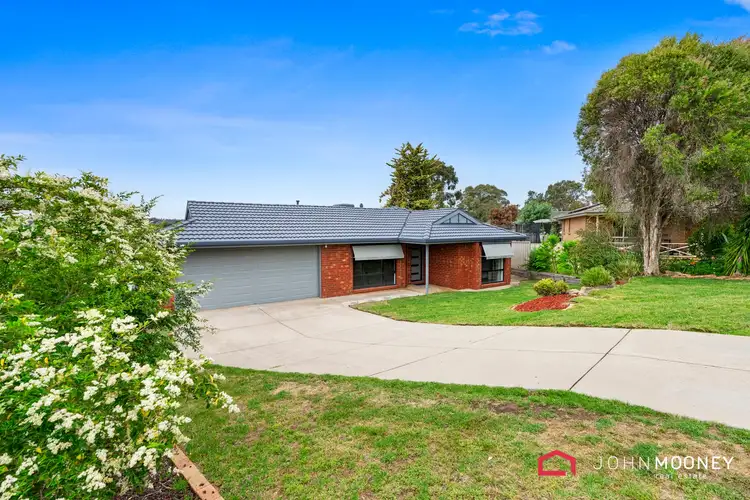 Fifth view of Homely house listing, 3 Minya Place, Glenfield Park NSW 2650