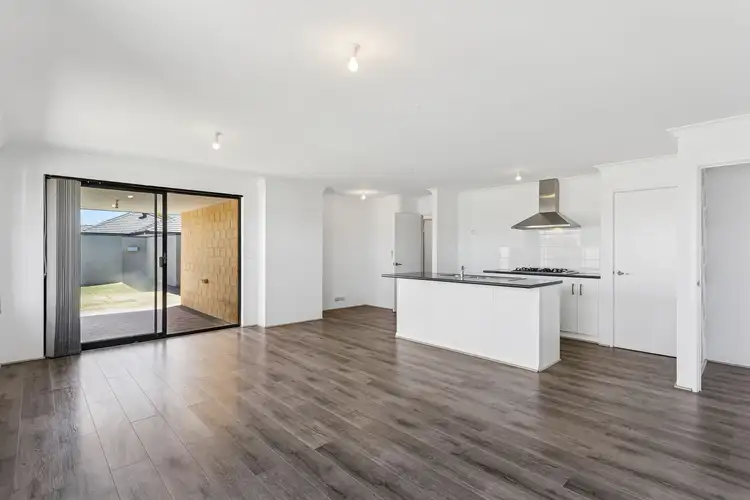 Fifth view of Homely house listing, 31 Interlaken Loop, Ellenbrook WA 6069