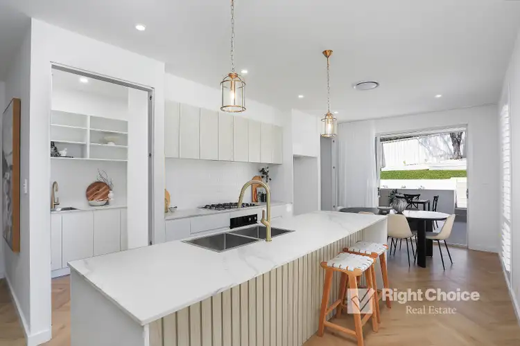 4/17 Whittaker Street, Flinders NSW 2529