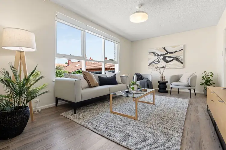 4/6 Riverview Road, Essendon VIC 3040