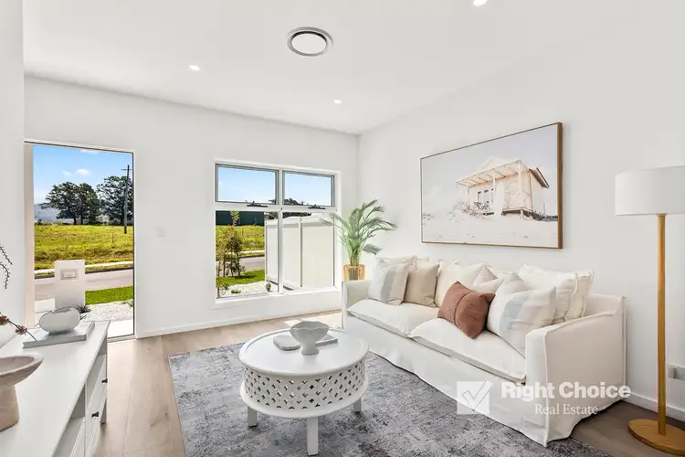 Second view of Homely semi-detached listing, 5 Hereford Chase, Tullimbar NSW 2527