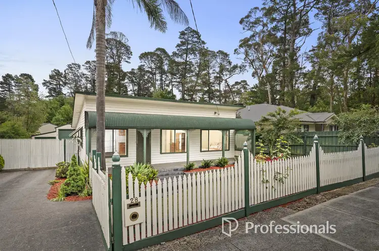 28 Elsie Grove, Mount Evelyn VIC 3796