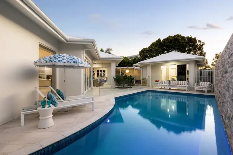 12 Kallatina Court, Mount Coolum QLD 4573