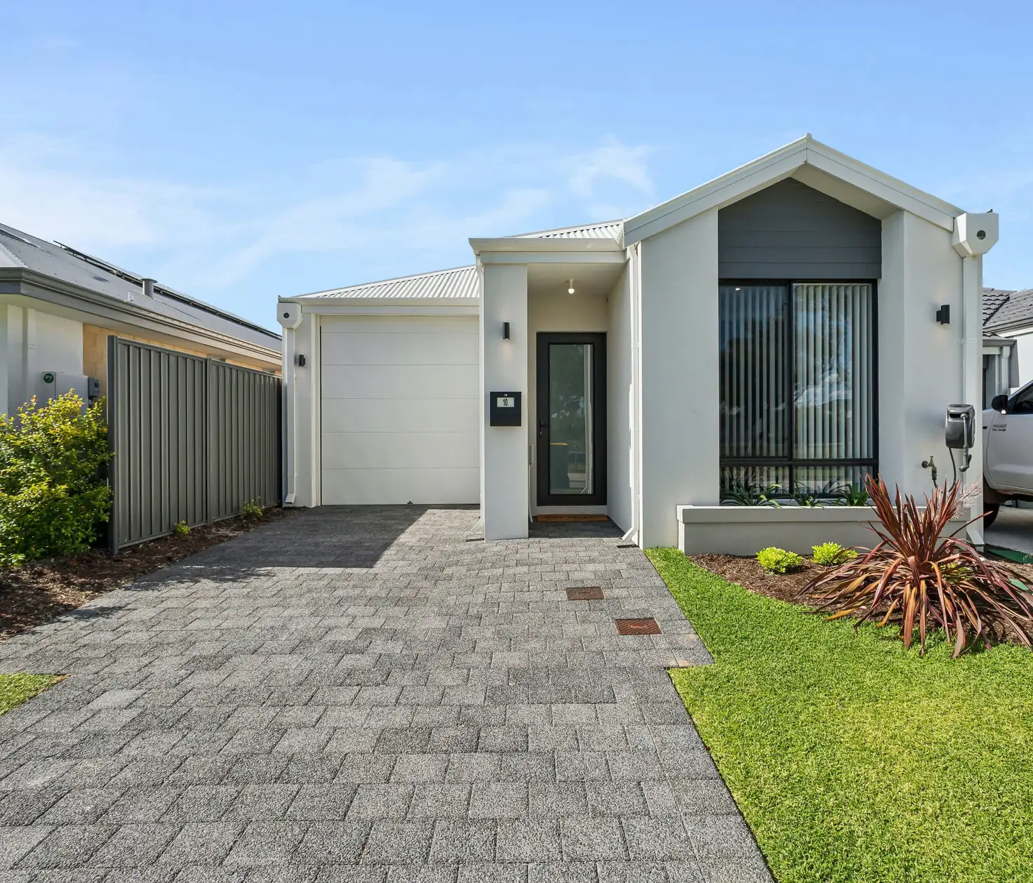 Main view of Homely house listing, 10 Colemere Crescent, Aveley WA 6069