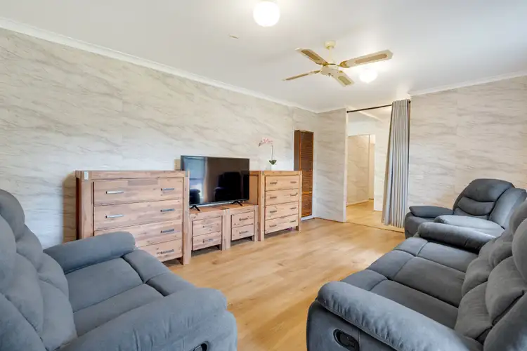 Sixth view of Homely house listing, 5 Kernot Court, Westmeadows VIC 3049