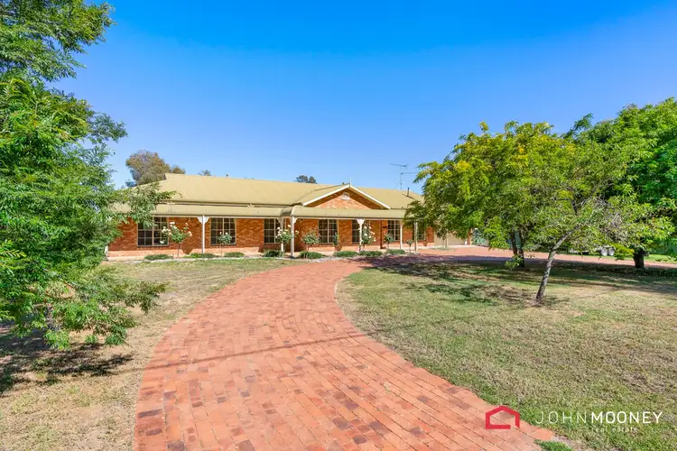 Second view of Homely house listing, 10 Queen Street, The Rock NSW 2655
