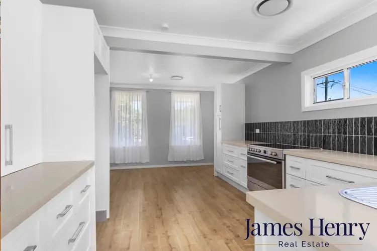 Fifth view of Homely house listing, 15 Windermere Avenue, Woodberry NSW 2322