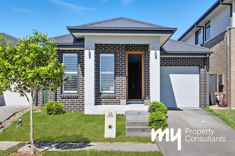25 Hillston Circuit, Gregory Hills NSW 2557