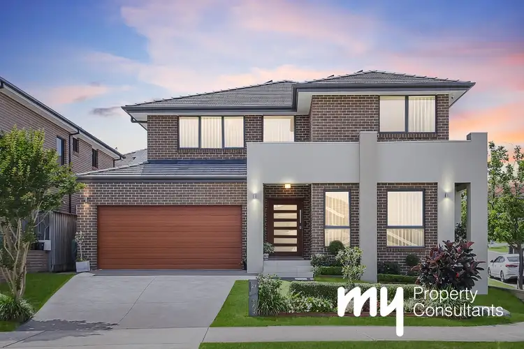 27 Ingleburn Gardens Drive