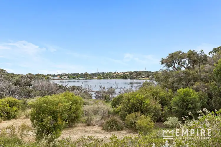 Sixth view of Homely house listing, 4 Dusky Court, Lake Coogee WA 6166