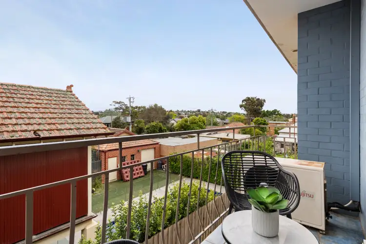 Fifth view of Homely flat listing, 5/112-114 McPherson Street, Essendon VIC 3040