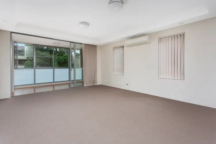 Third view of Homely apartment listing, 3/33 Martin Place, Mortdale NSW 2223