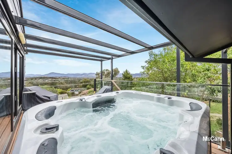 28 Harbison Crescent, Wanniassa ACT 2903