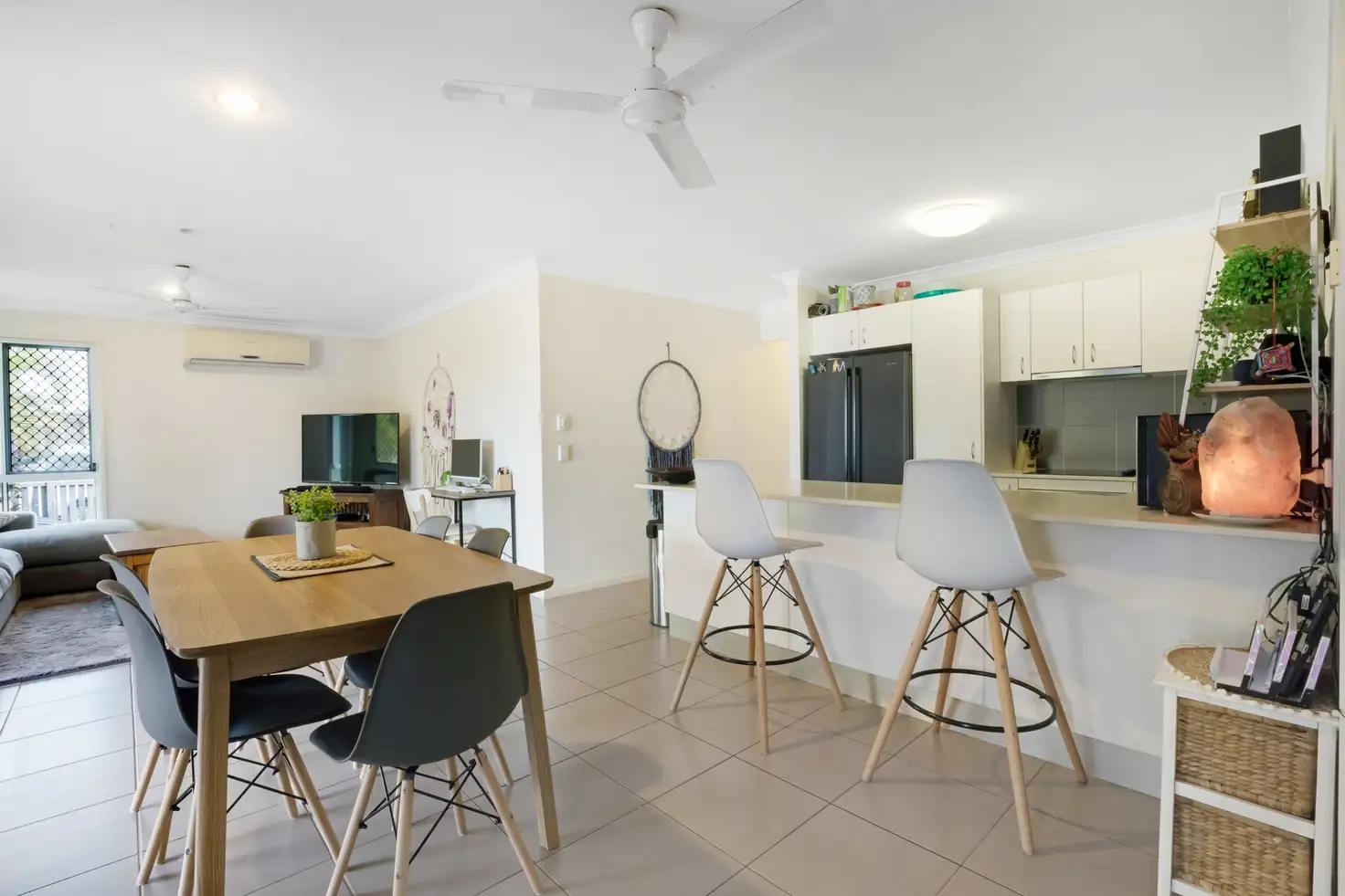 Main view of Homely semi-detached listing, 1/28 Coogee Terrace, Blacks Beach QLD 4740