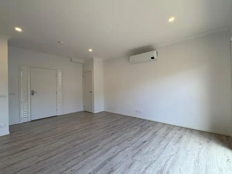 Fifth view of Homely townhouse listing, 8/11 Hillcrest Drive, Westmeadows VIC 3049