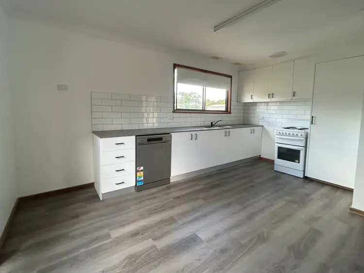 47 Graham Street, Lake Albert NSW 2650