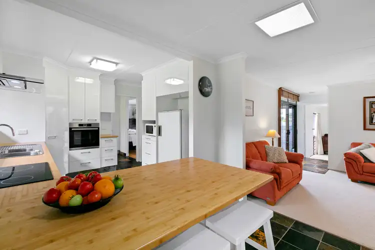 Fourth view of Homely house listing, 8 Lorinya Court, Battery Hill QLD 4551