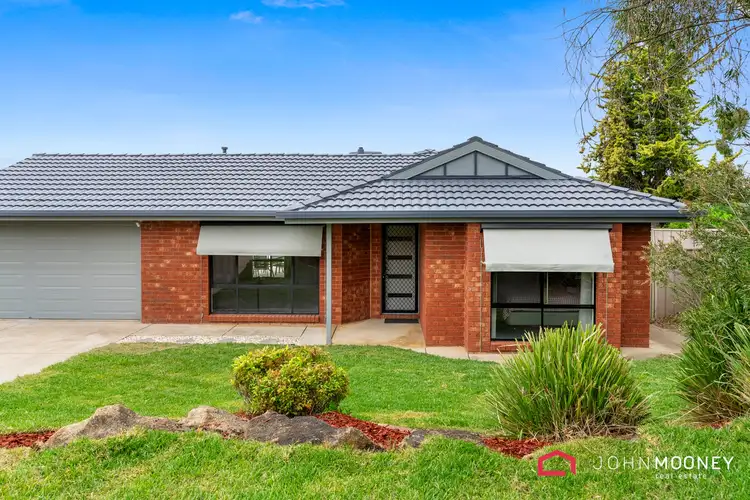 Second view of Homely house listing, 3 Minya Place, Glenfield Park NSW 2650