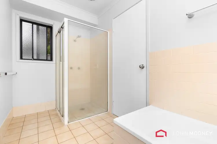 Fifth view of Homely house listing, 3 Minya Place, Glenfield Park NSW 2650