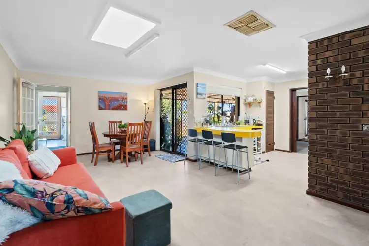 Fifth view of Homely house listing, 10 Barbrook Way, Warnbro WA 6169