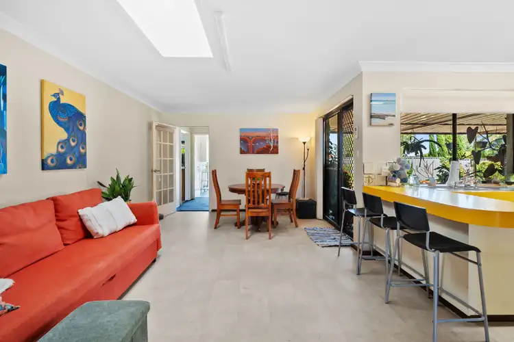 Sixth view of Homely house listing, 10 Barbrook Way, Warnbro WA 6169