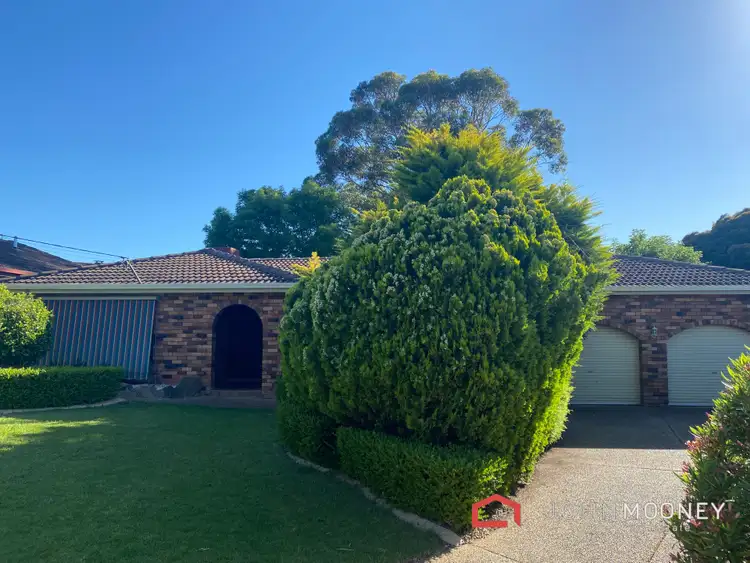 21 Alldis Place, Kooringal NSW 2650