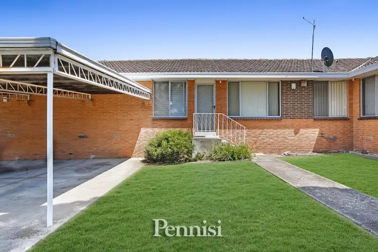 2/63 Roberts Road, Airport West VIC 3042