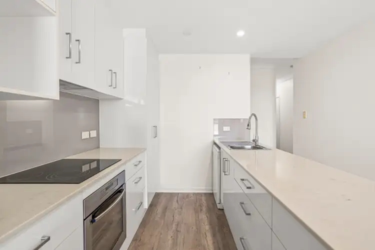 Fourth view of Homely apartment listing, 6/33 Humpybong Street, Redcliffe QLD 4020