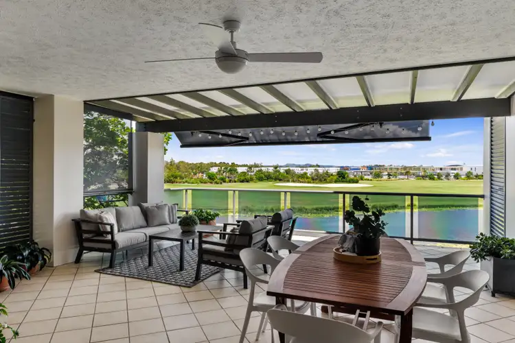 21/1 Millennium Circuit, Pelican Waters QLD 4551
