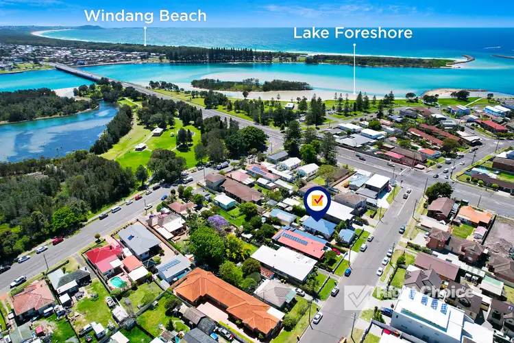 90 Pur Pur Avenue, Lake Illawarra NSW 2528