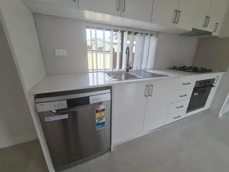 8A Redditch Crescent, Hebersham NSW 2770