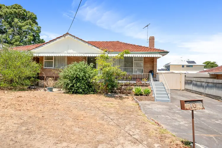 10 Schacht Court, Myaree WA 6154