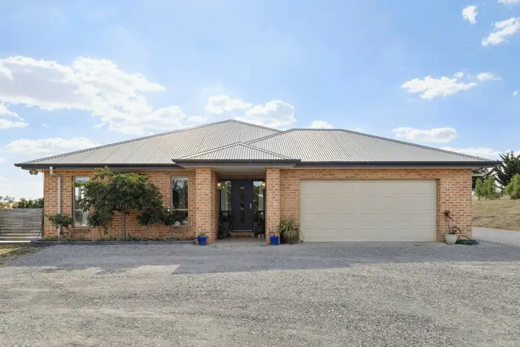 100 Zouch Road, Yass NSW 2582