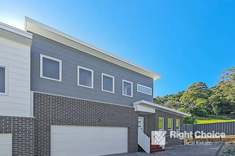 4/5 Whistlers Run, Albion Park NSW 2527