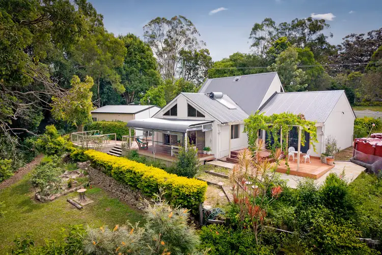 272 Robinson Road, Mount Mee QLD 4521