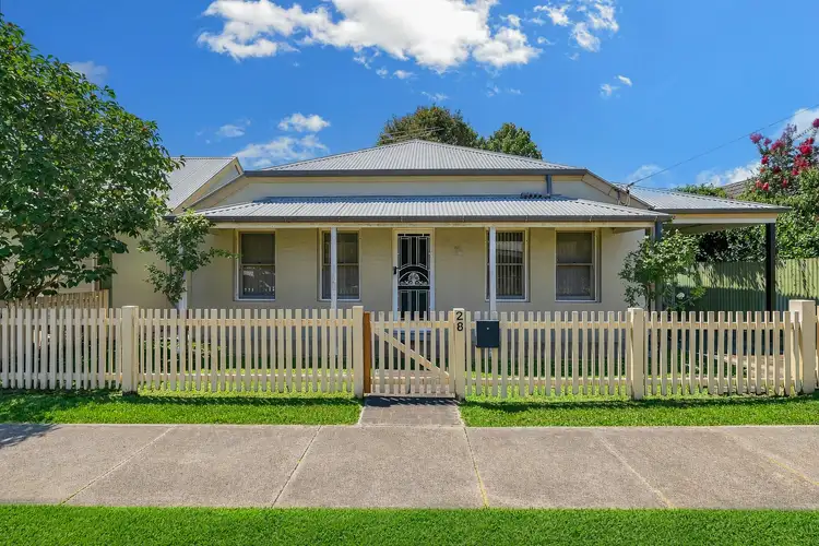 28 West Market Street