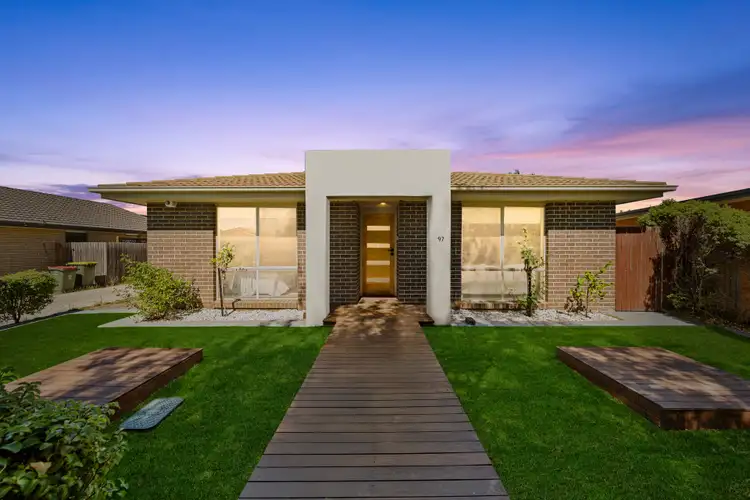 97 Anna Morgan Circuit