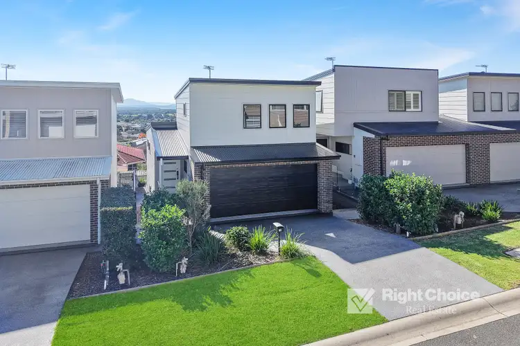 15 Chaffey Way