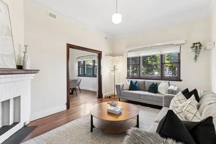 58 Kinninmont Avenue