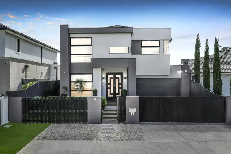 31 Myoora Crescent