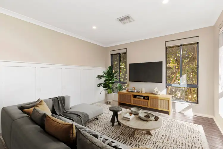 17 Olivina Parkway